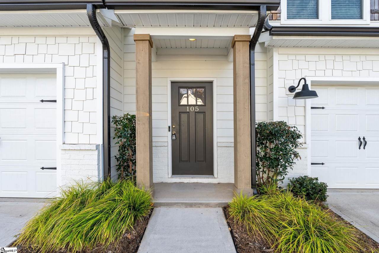 105 Grey Oak Trail - Photo 1