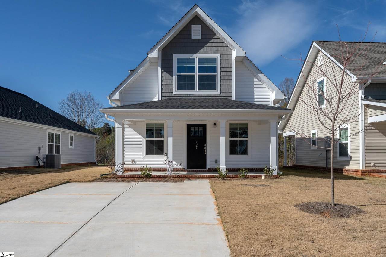 207 Waltham Court - Photo 1