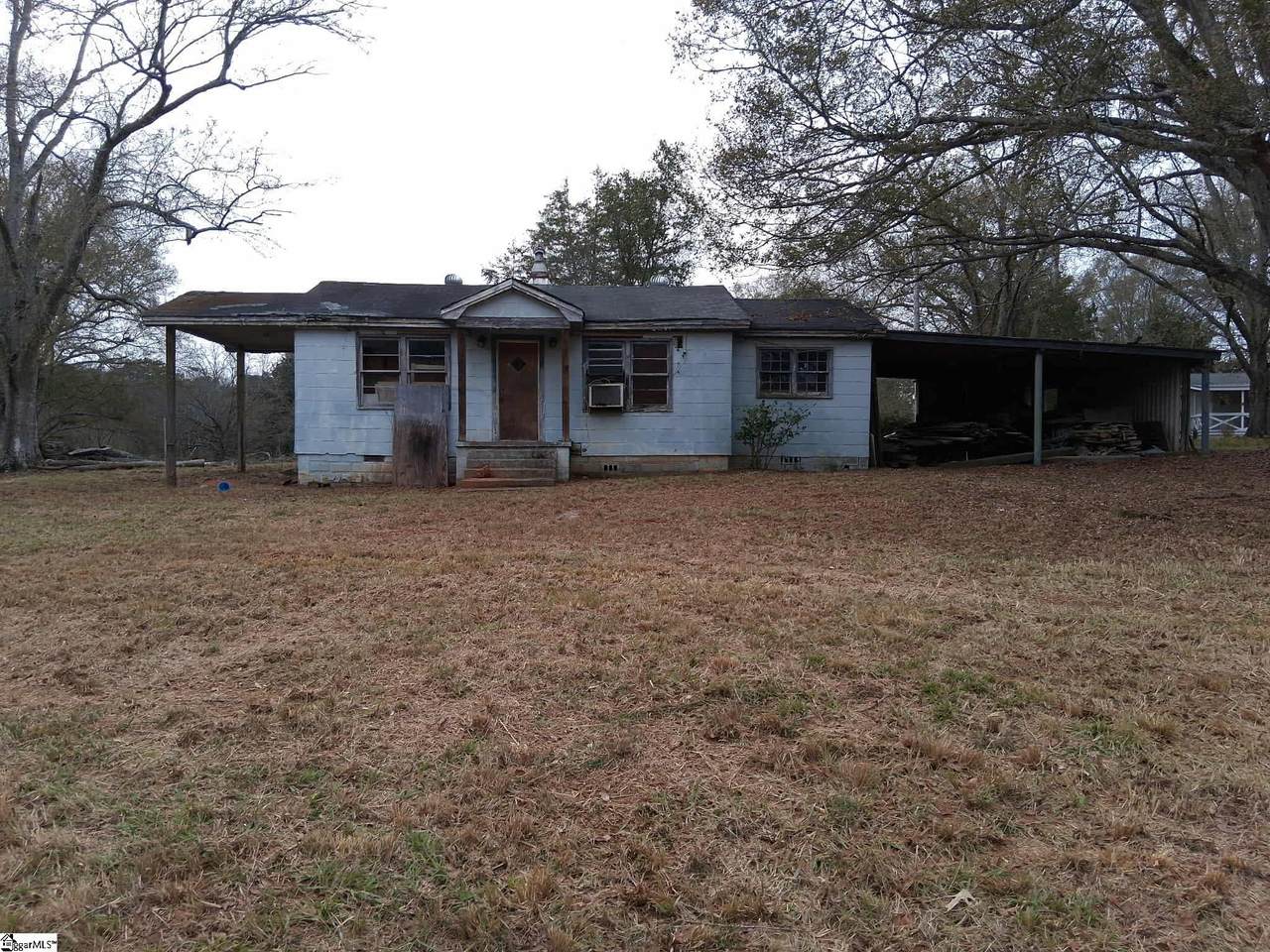 101 Martin Circle - Photo 1