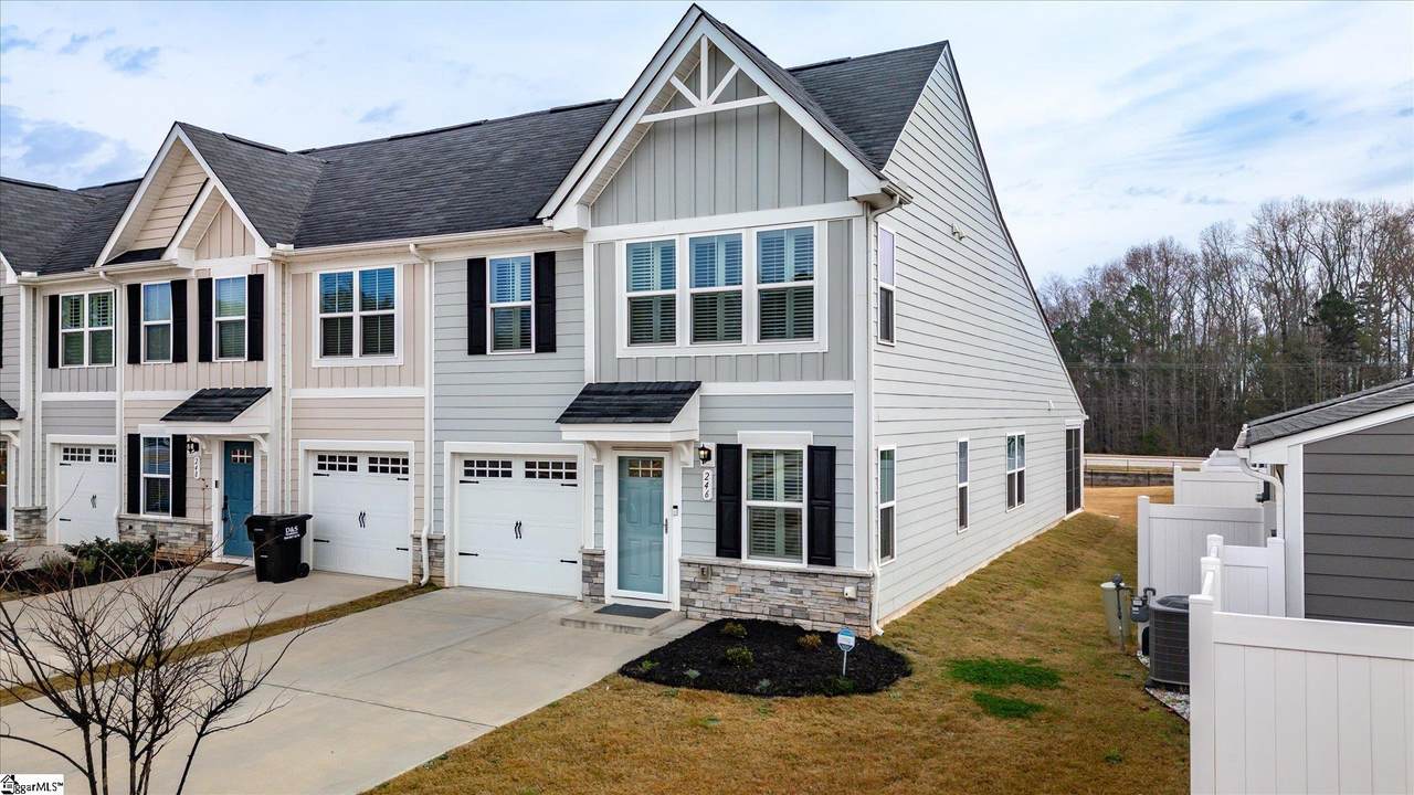 246 Scenic Road - Photo 1