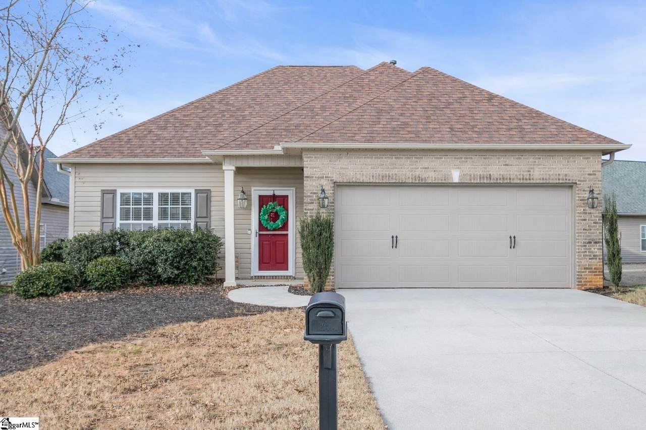 404 Vintage Hill Drive - Photo 1