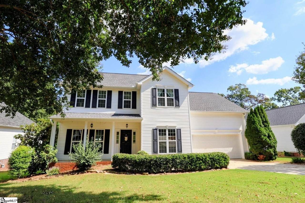 11 Hickory Hollow Court - Photo 1