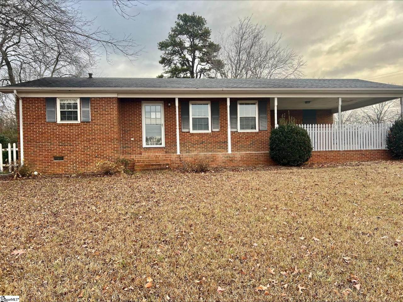 400 Rampey Street - Photo 1