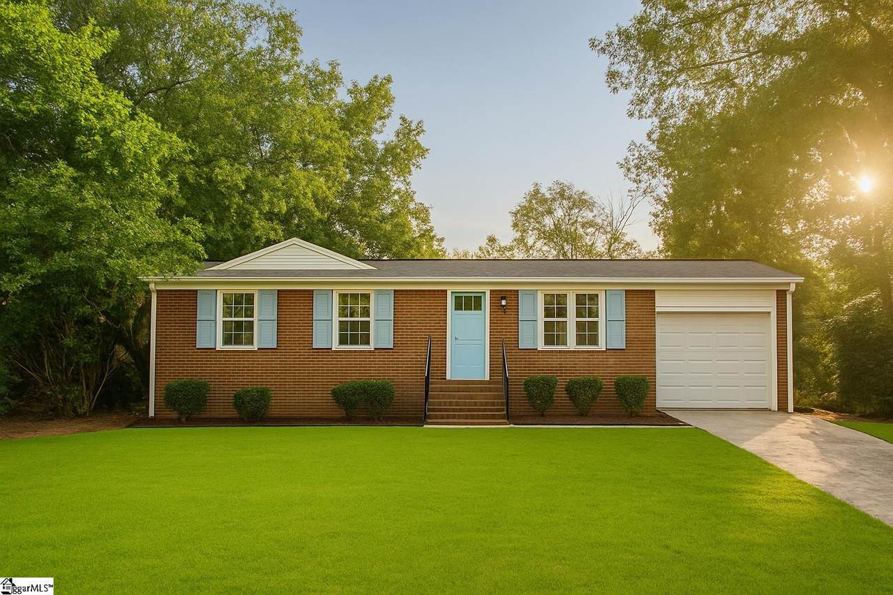 121 Cashmere Drive - Photo 1