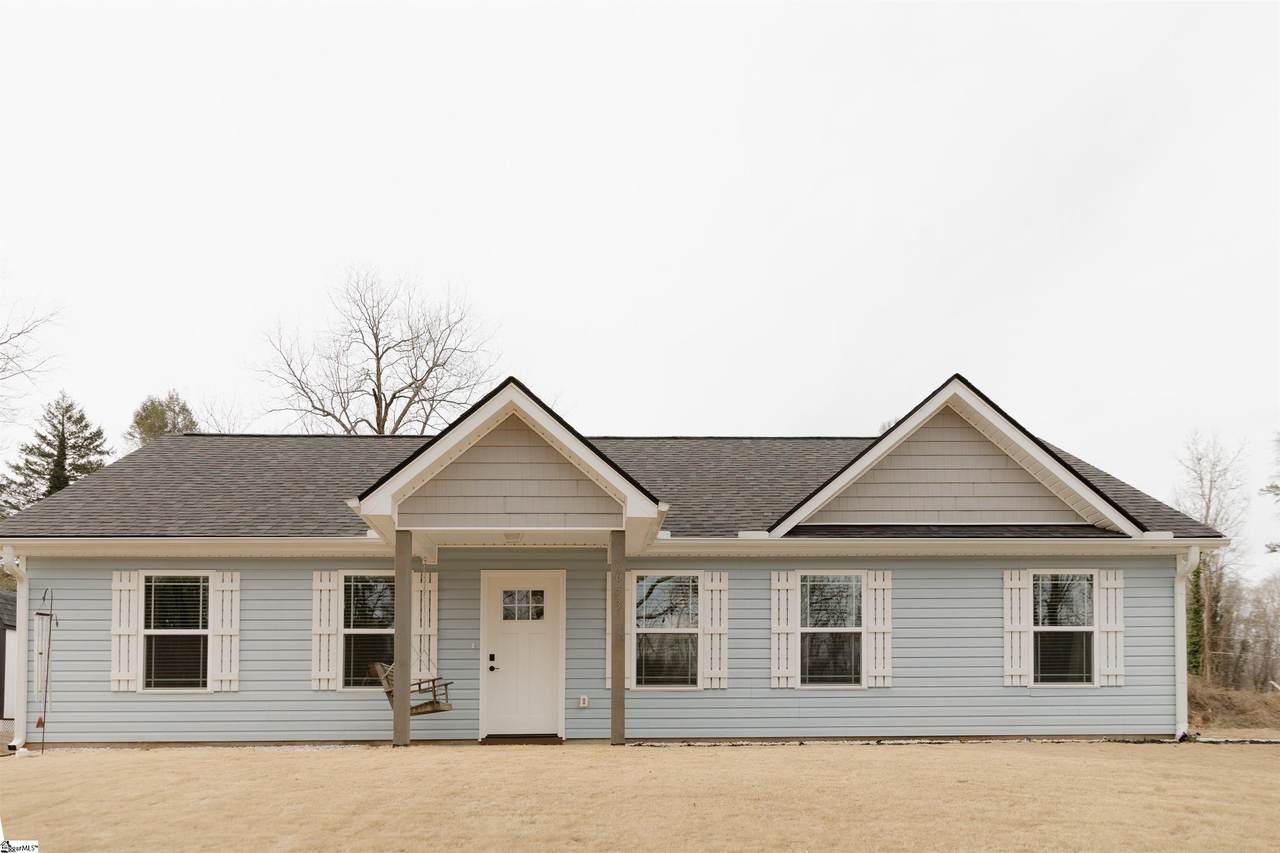 653 Shamrock Avenue - Photo 1
