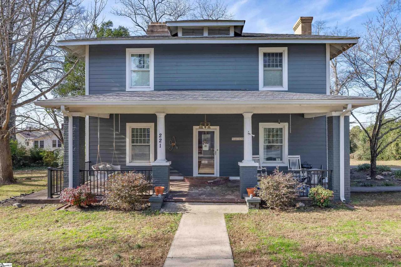 221 Mountain Street - Photo 1
