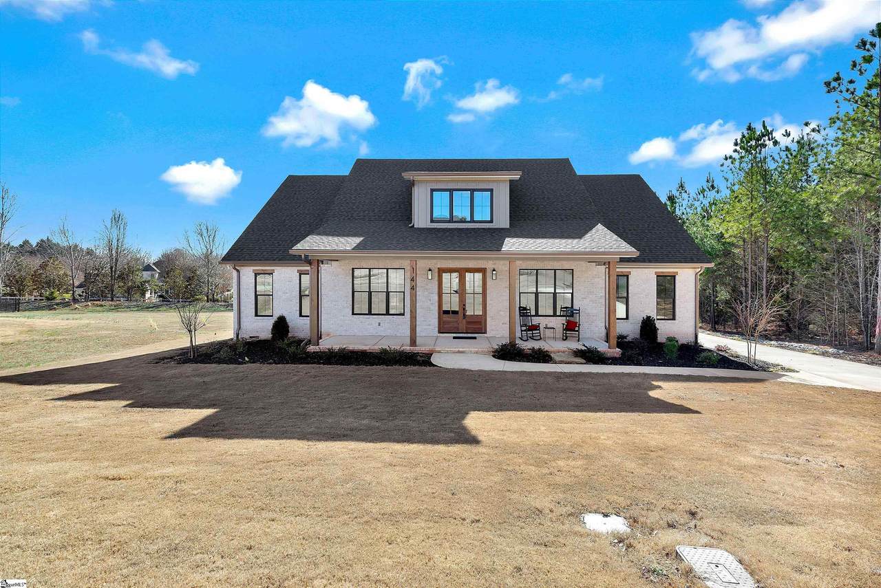 144 Jericho Circle - Photo 1