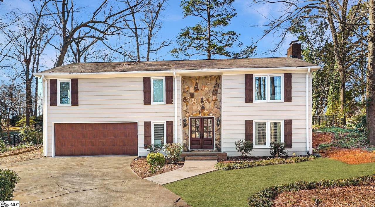 408 Camelot Drive - Photo 1