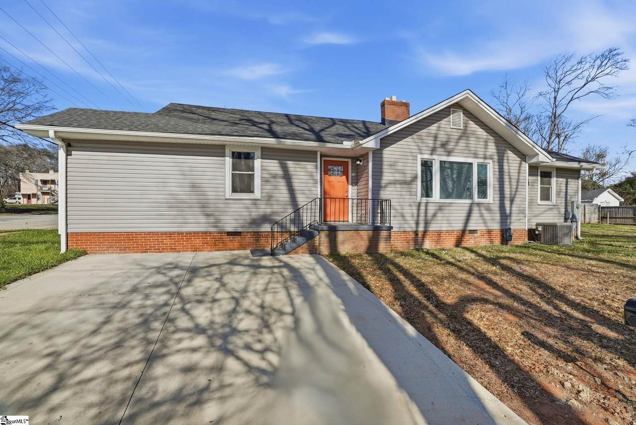 112 Parker Road - Photo 1