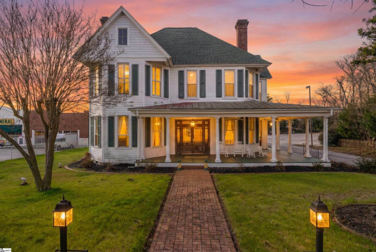 208 S Main Street - Photo 1