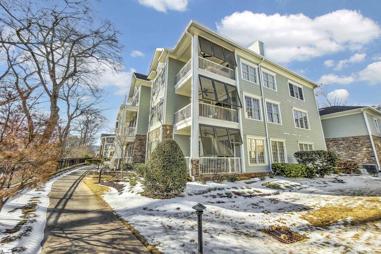 168 Ridgeland Drive - Photo 1