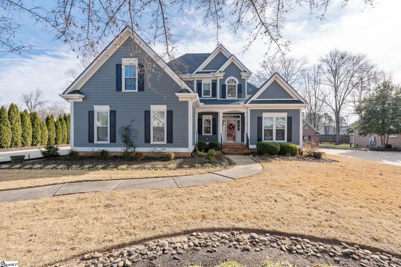 521 Brighton Circle - Photo 1
