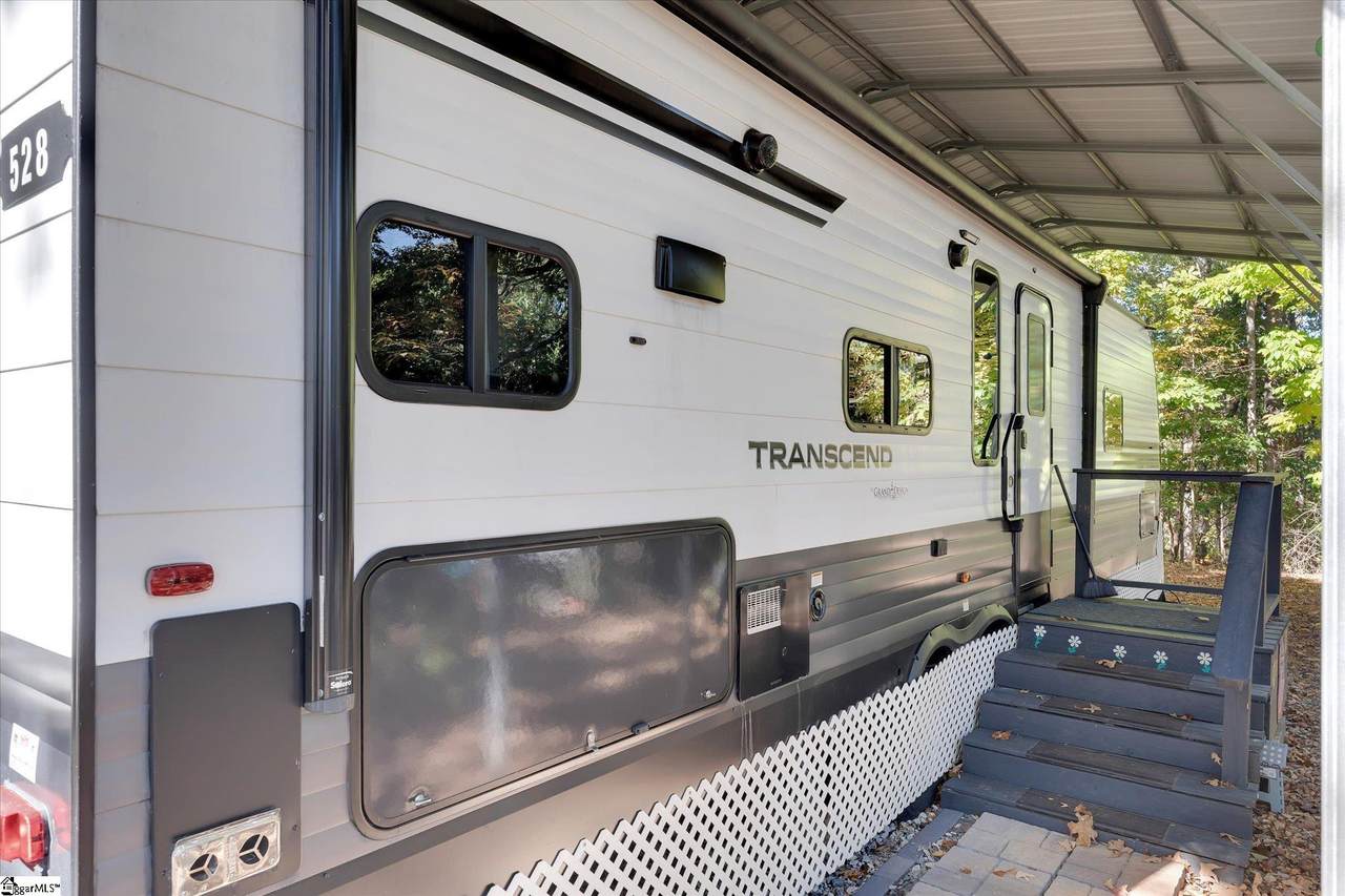 528 Loop Circle - Photo 1