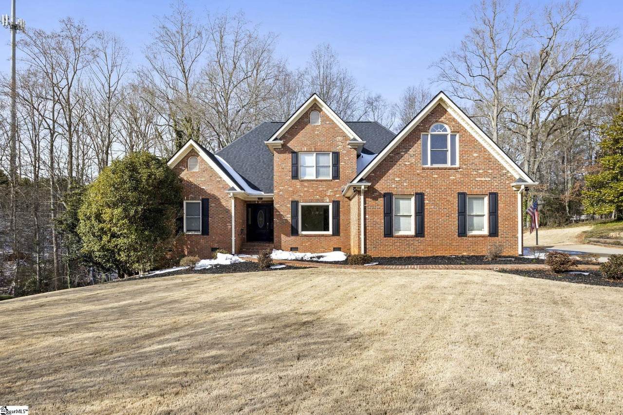 208 Woodbridge Court - Photo 1