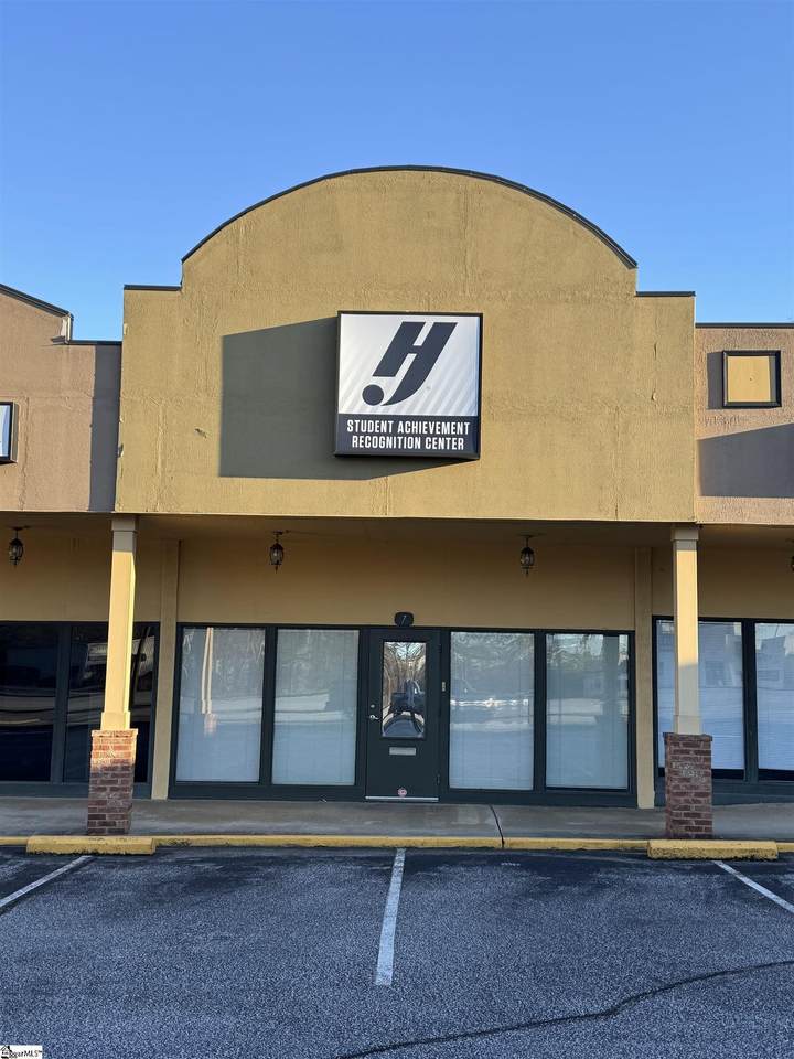 3110 Wade Hampton Boulevard - Photo 1