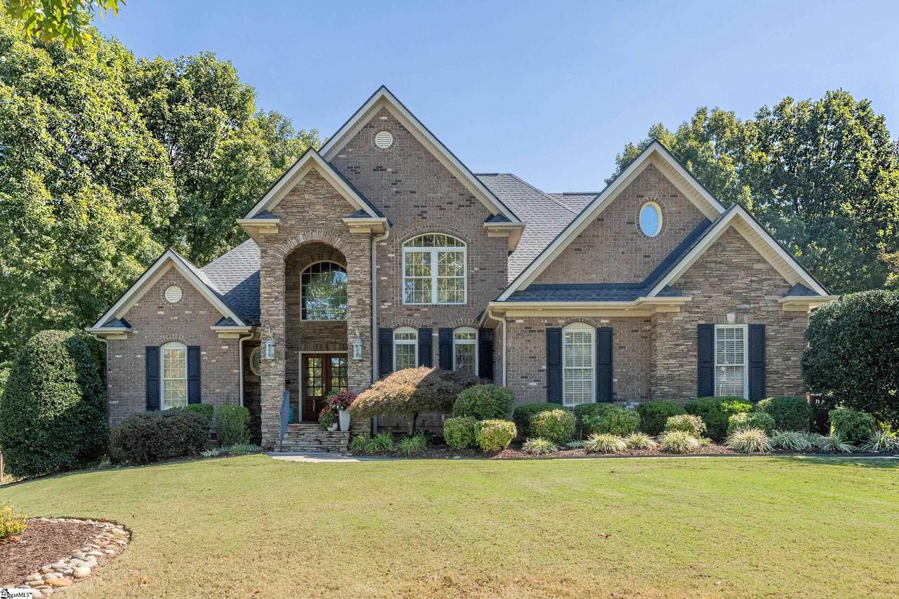 121 Garden Park Drive - Photo 1