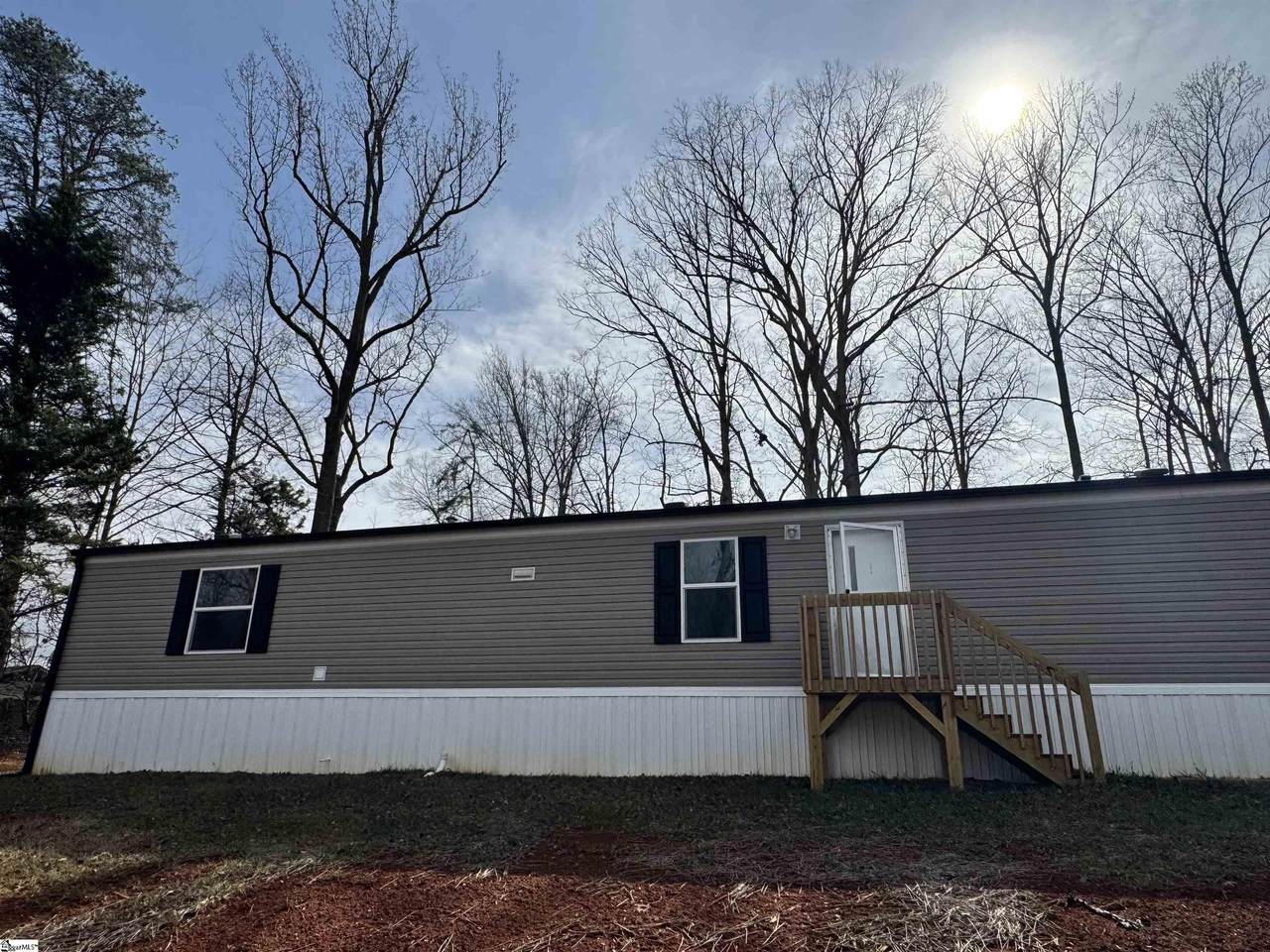 427 Circle Drive - Photo 1