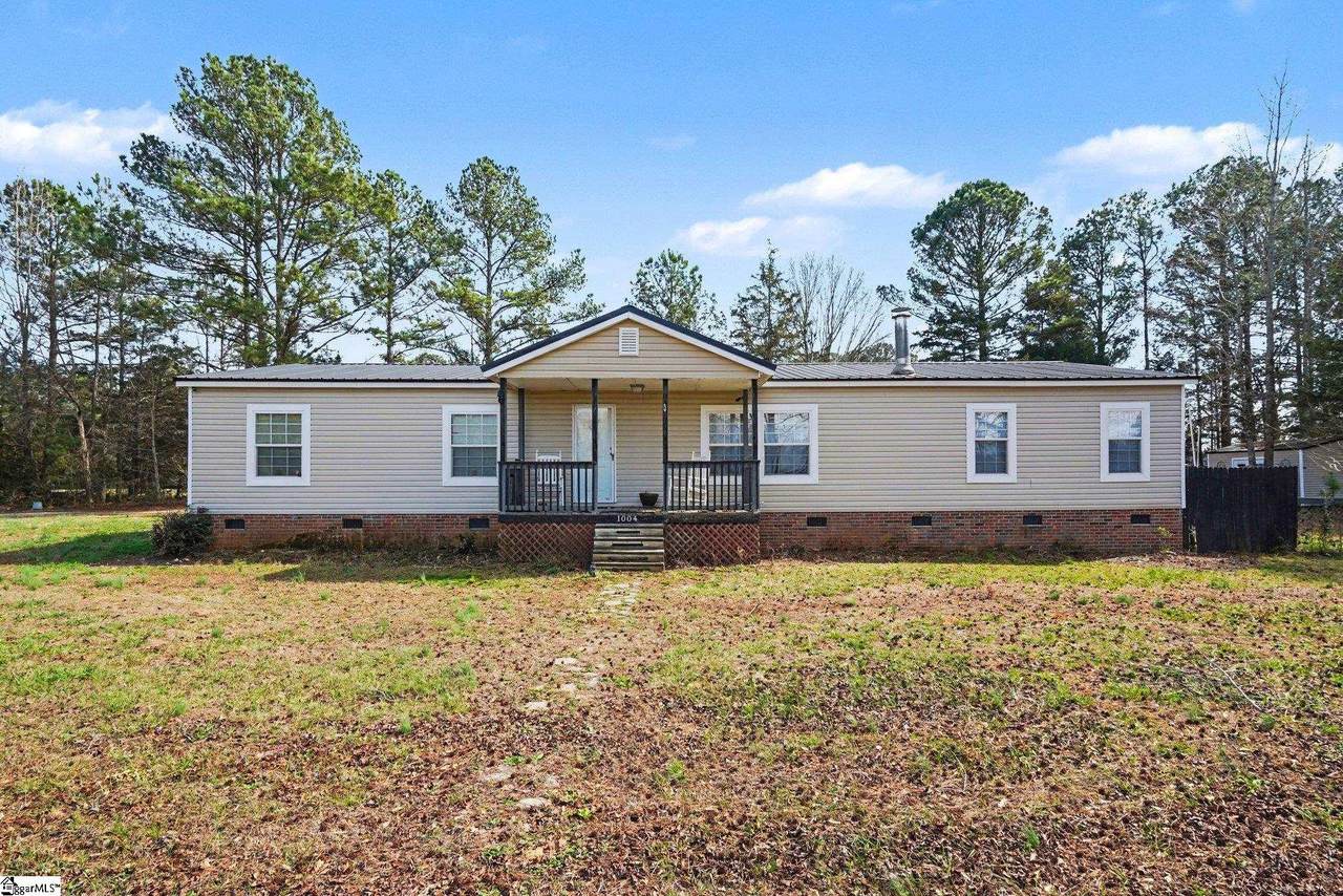 1004 Chapman Road - Photo 1