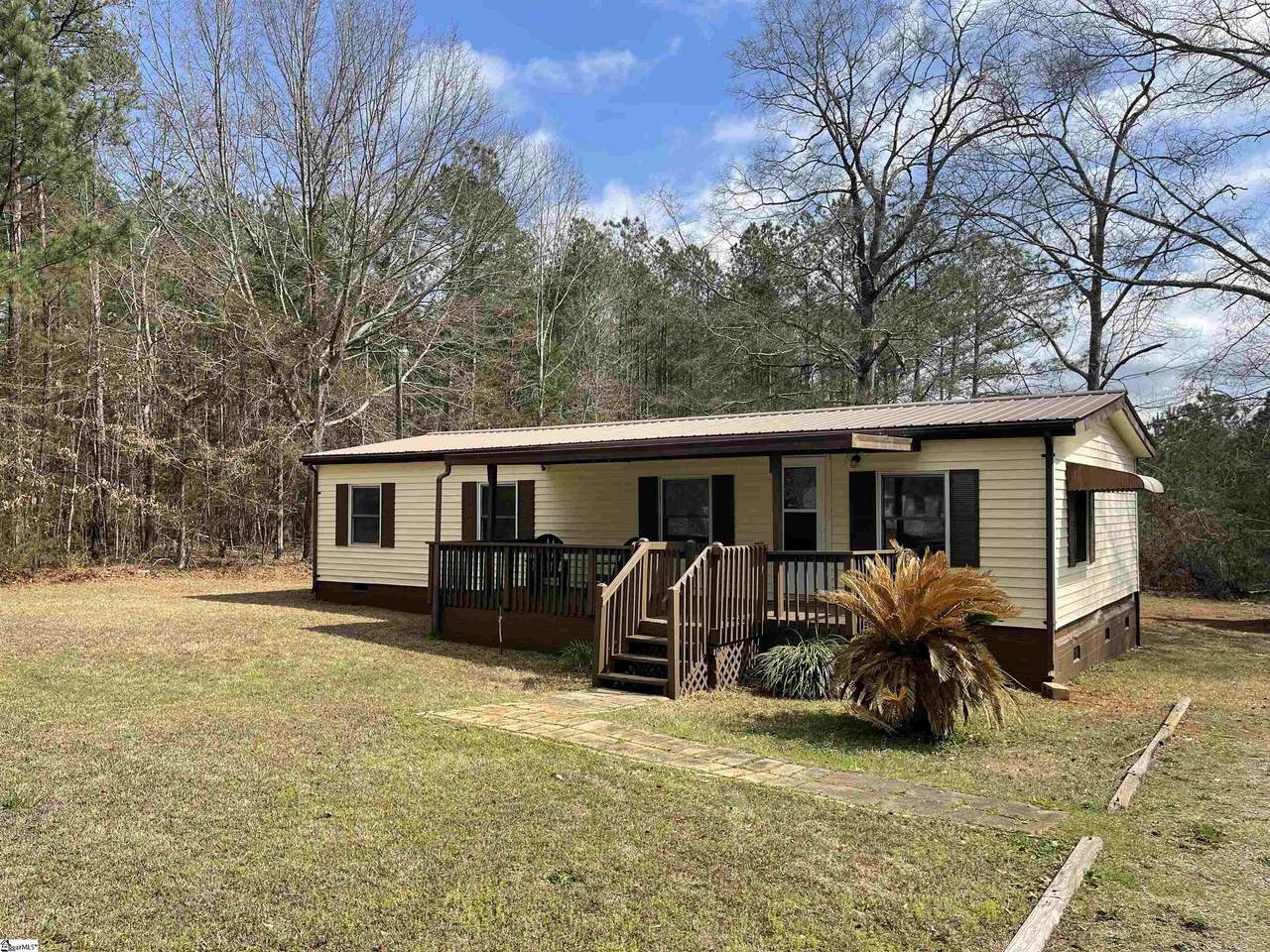 75 Edgewater Drive - Photo 1