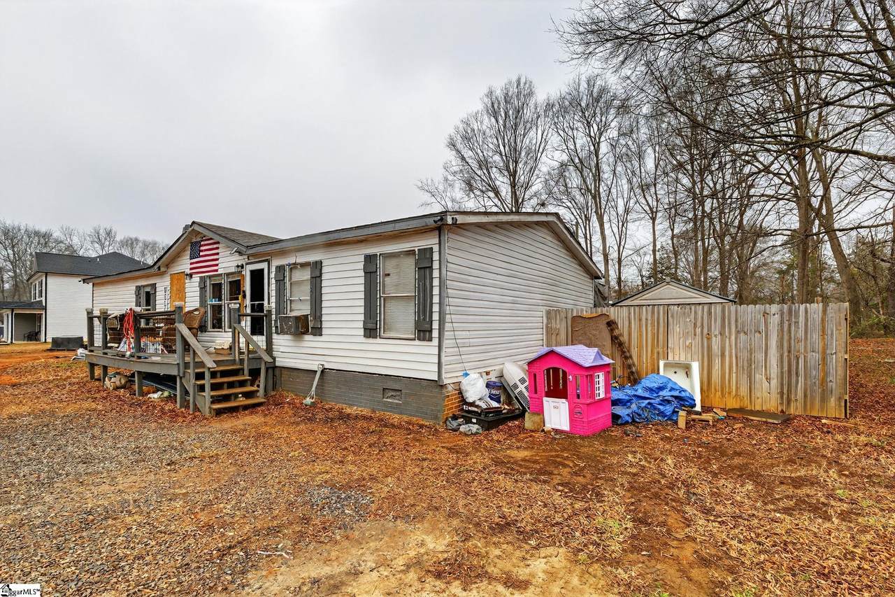 3005 Lullwater Drive - Photo 1