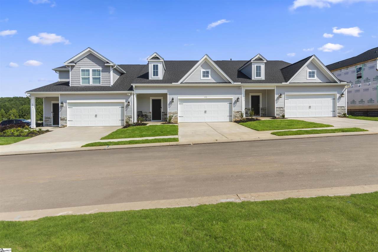 154 Herrick Place - Photo 1