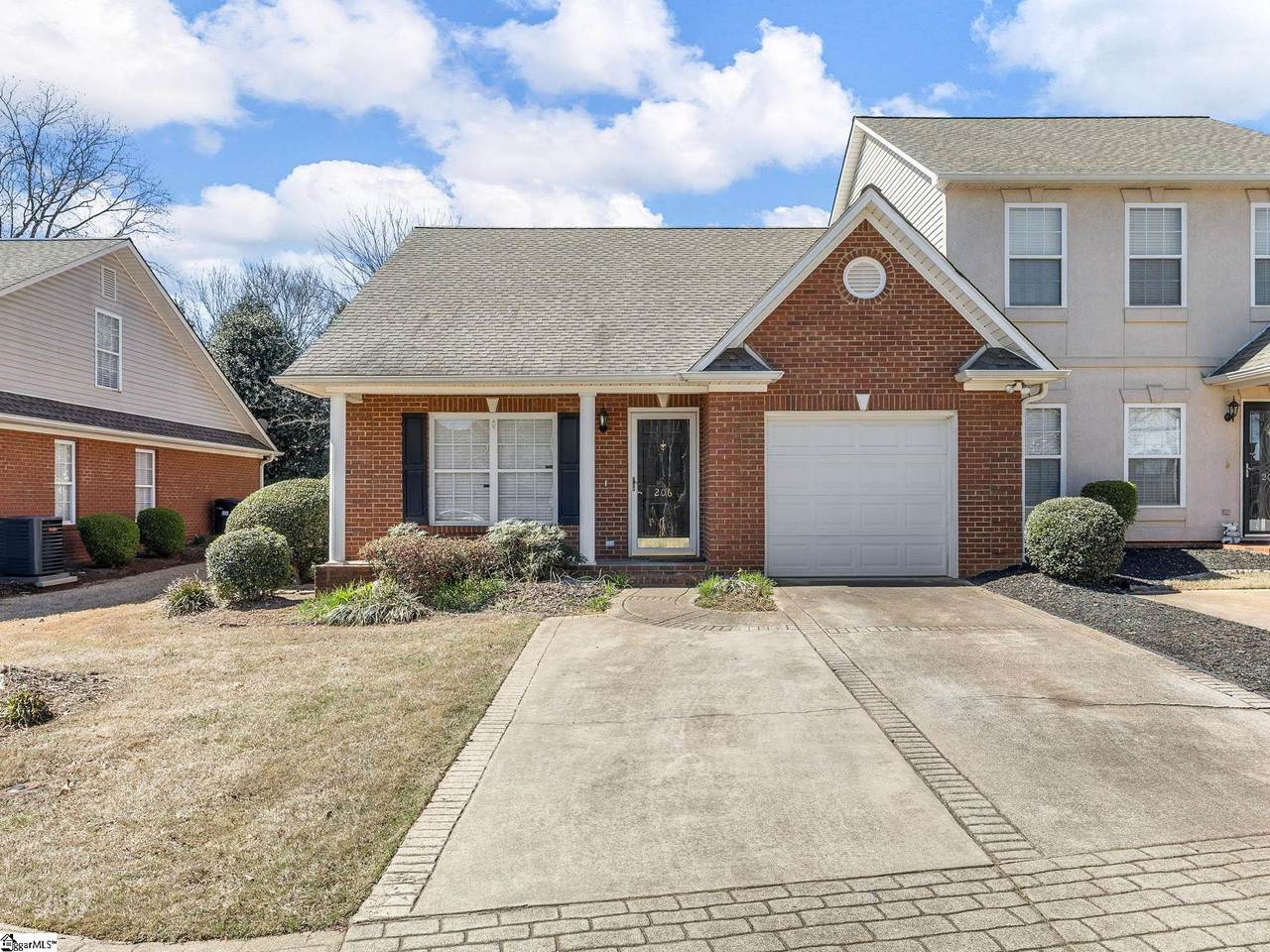 206 Rexford Drive - Photo 1