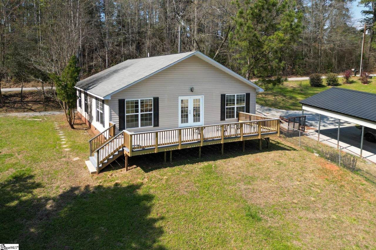 1028 Pinelake Drive - Photo 1