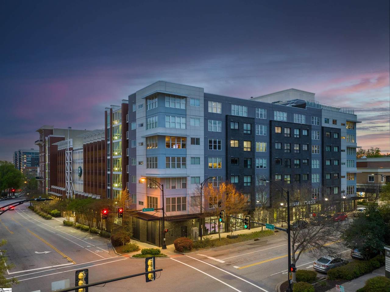 100 Washinton Street - Photo 1