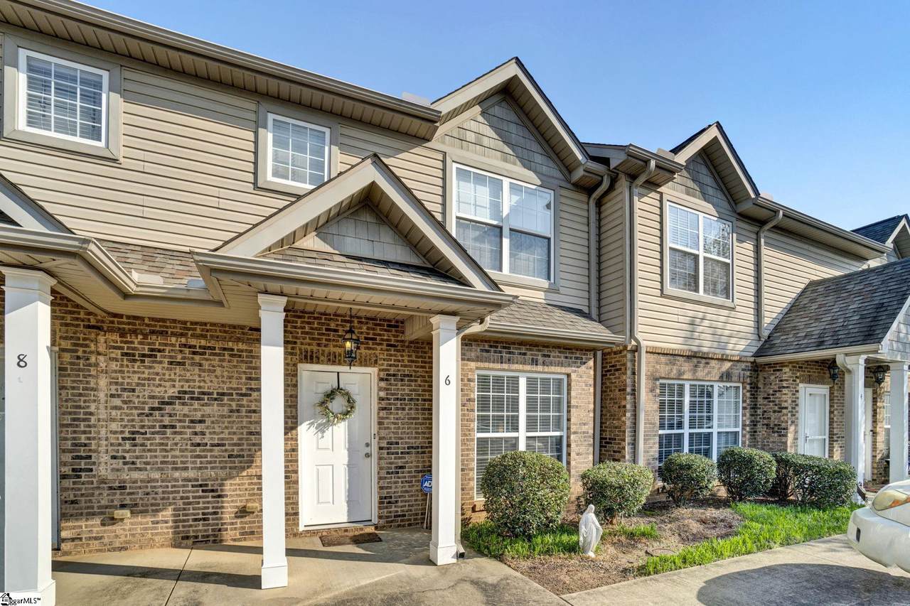 6 Amity Lane - Photo 1