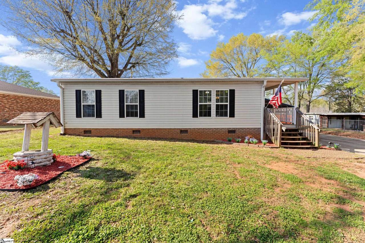 619 Carey Street - Photo 1