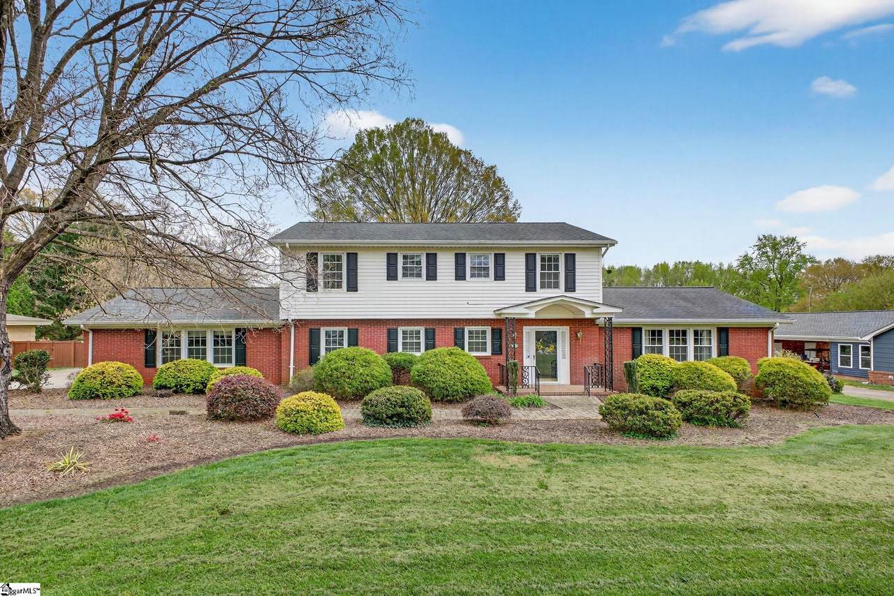330 Lowndes Drive - Photo 1