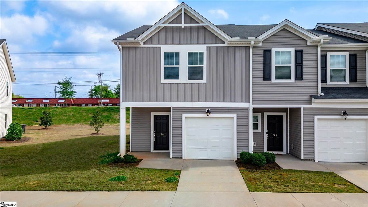 206 Telford Drive - Photo 1