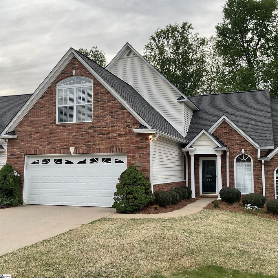 833 Woodsford Drive - Photo 1