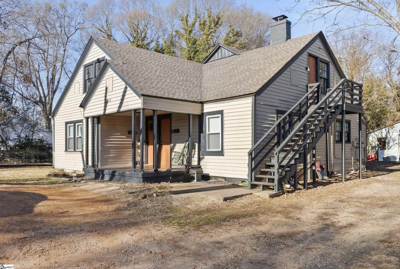 211 California Avenue - Photo 1