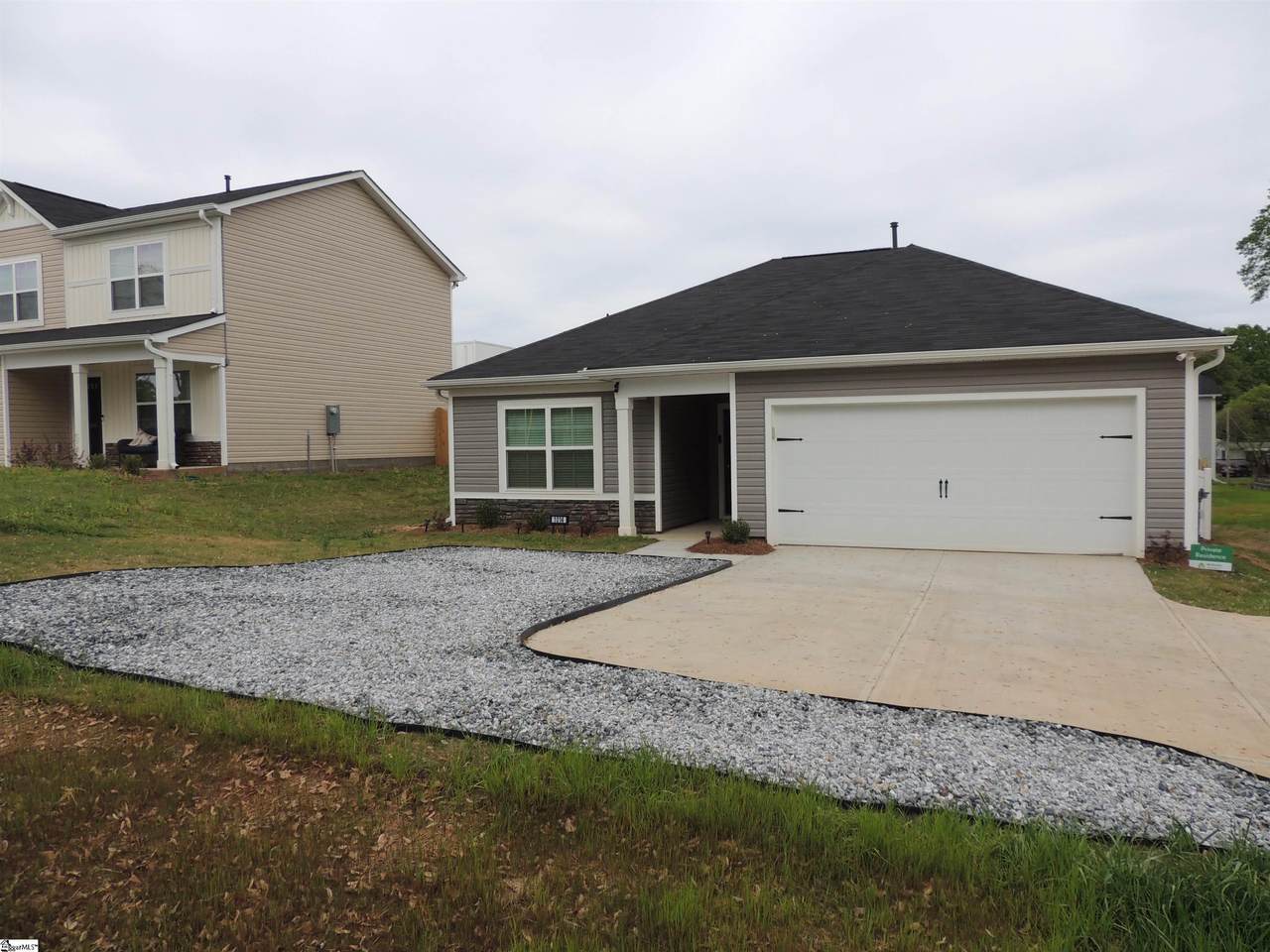 1014 Welcome Road - Photo 1