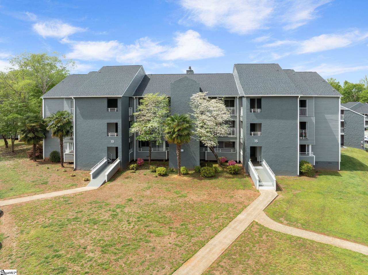 1511 Northlake Drive - Photo 1