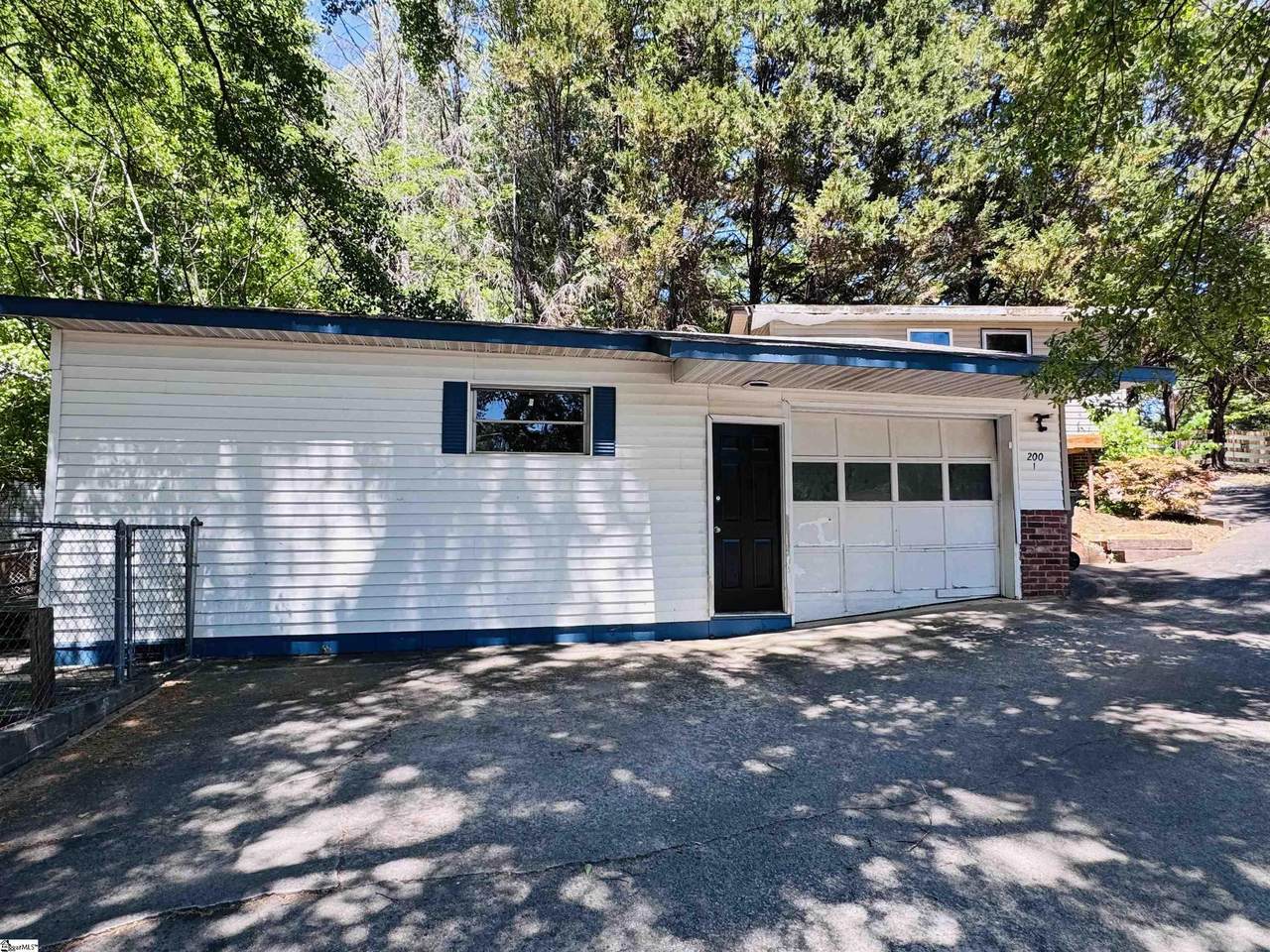 200 Hayes Road - Photo 1