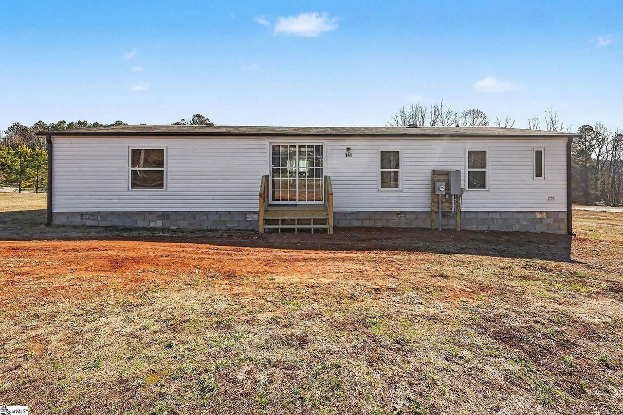 141 Dogwood Drive - Photo 1