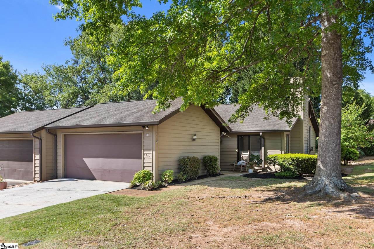 416 Sparrow Hawk Court - Photo 1