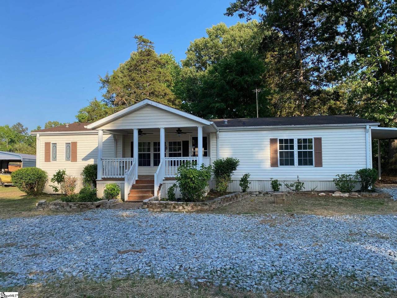 1211 Amber Hill Circle - Photo 1