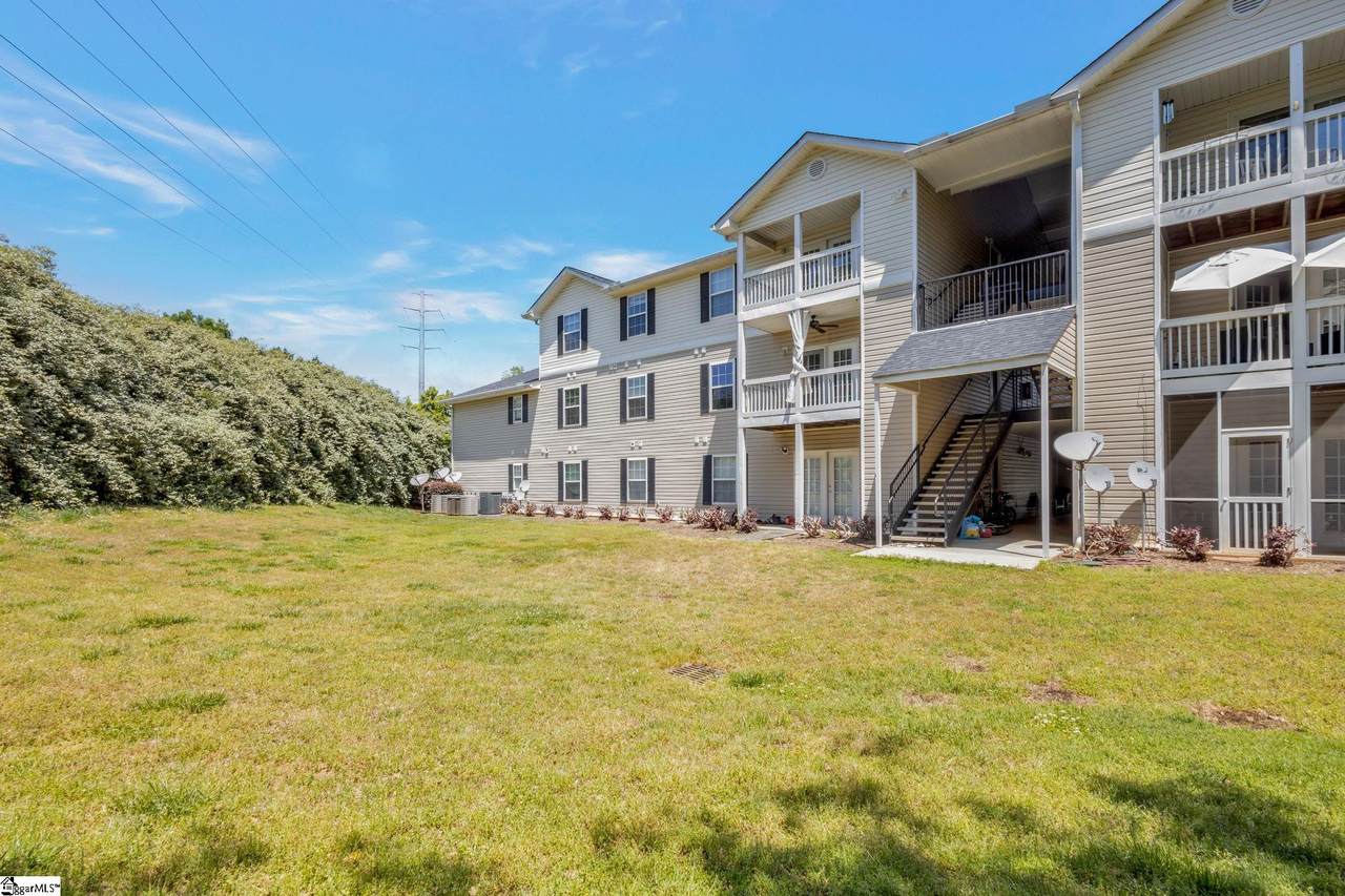 125 Mckenna Circle - Photo 1