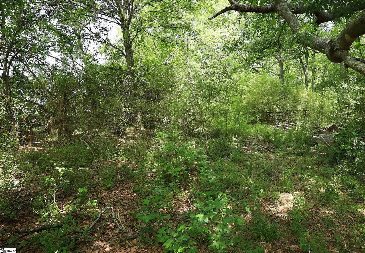 3916 Highway 24 - Photo 1