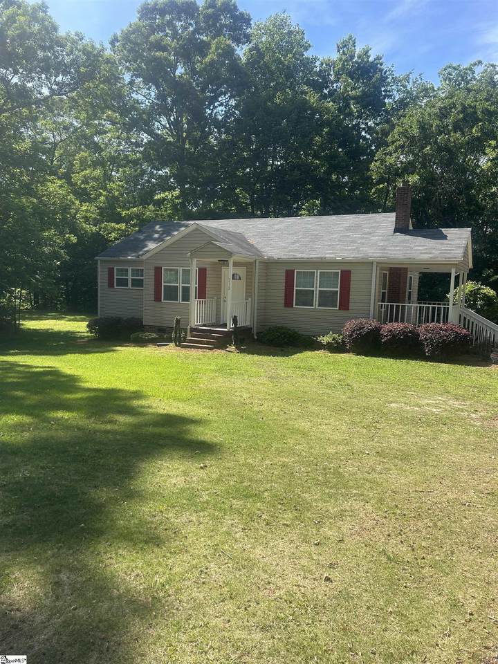 212 Bennetts Bridge Road - Photo 1
