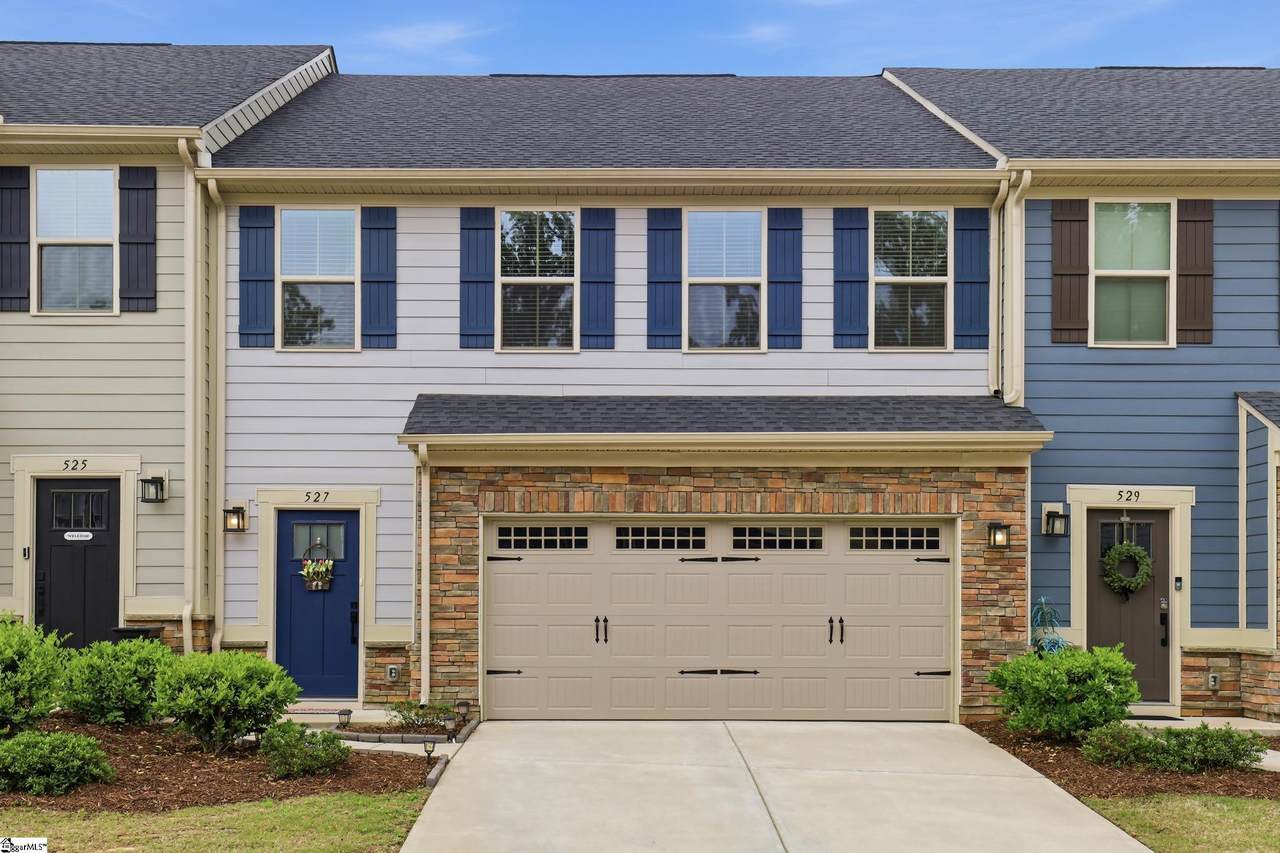 527 Martin Creek Drive - Photo 1