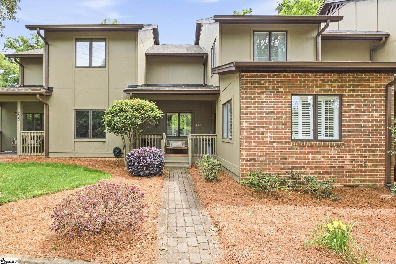 203 Ingleside Way - Photo 1