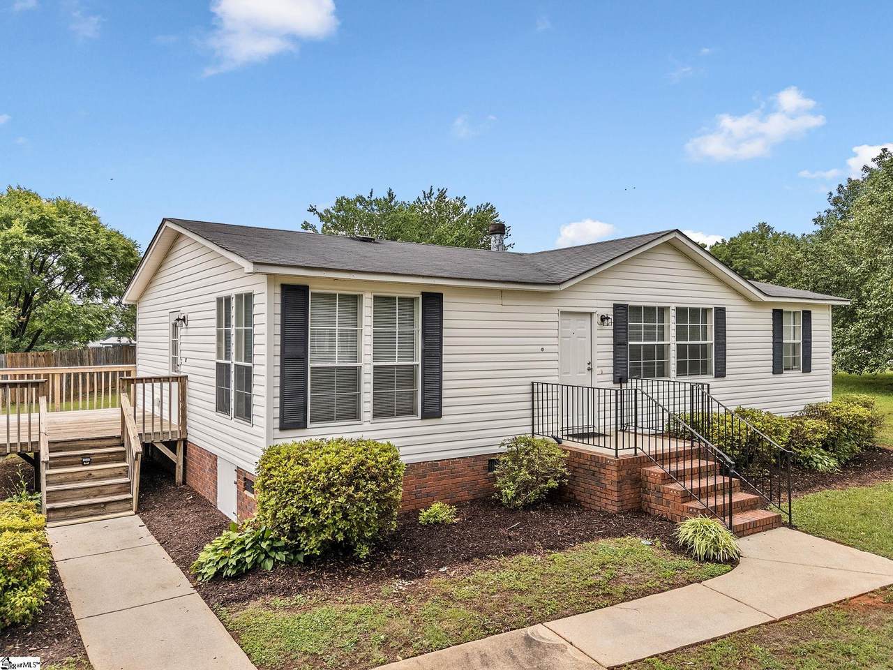 8 Glenmont Lane - Photo 1