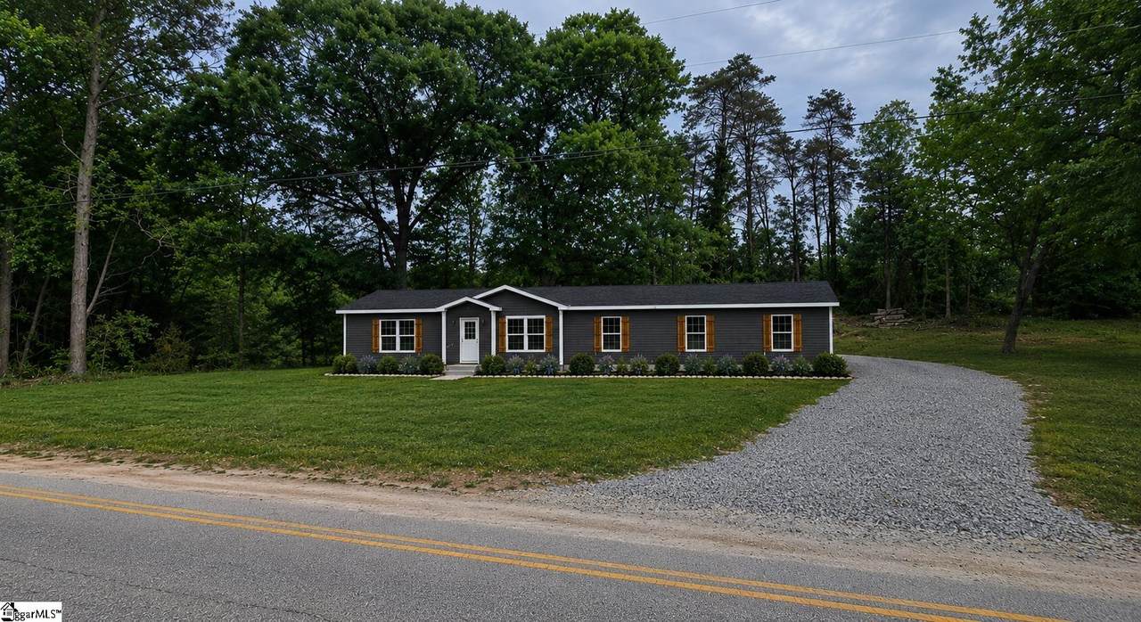 438 Berry Shoals Road - Photo 1