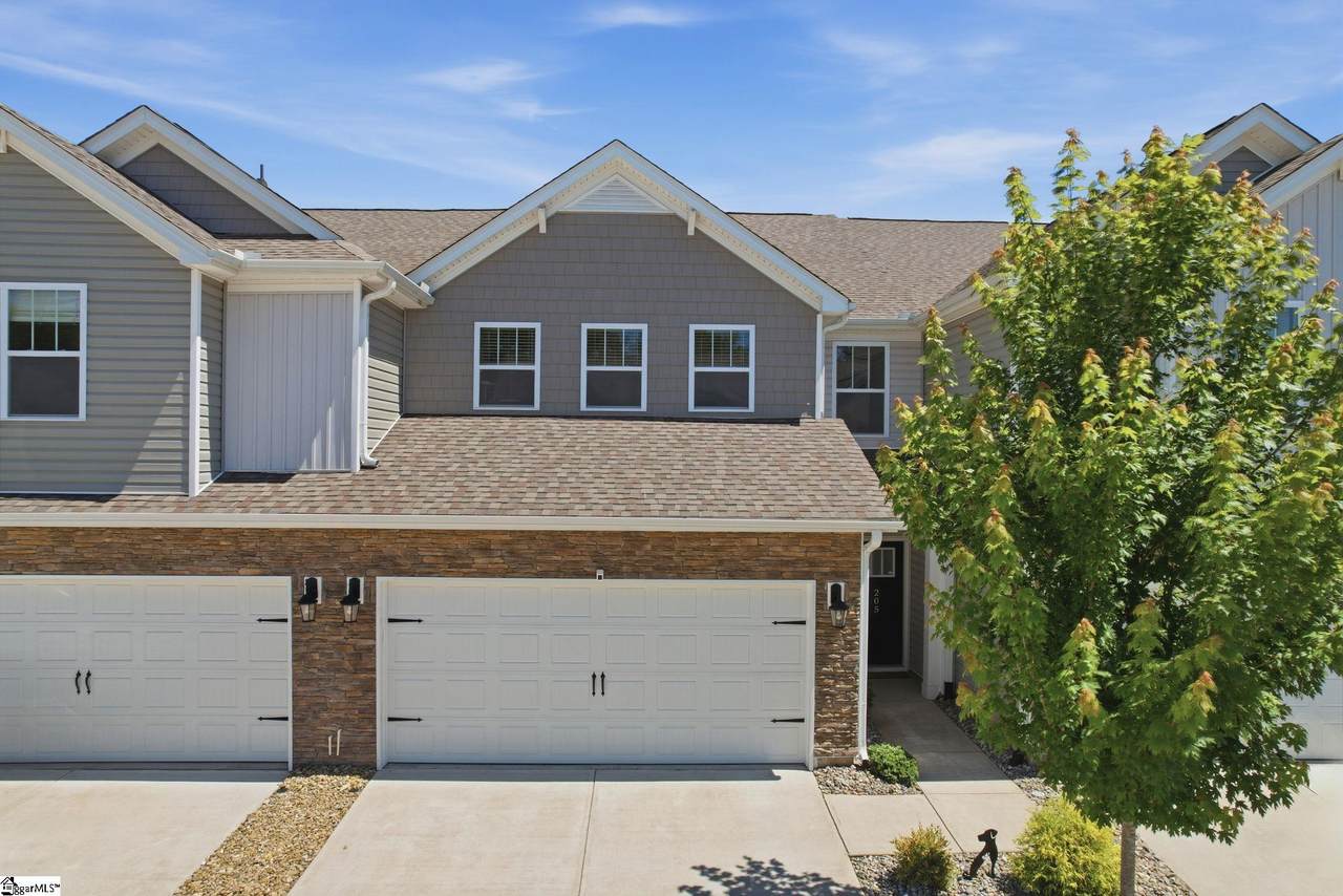 205 Reynard Trail - Photo 1