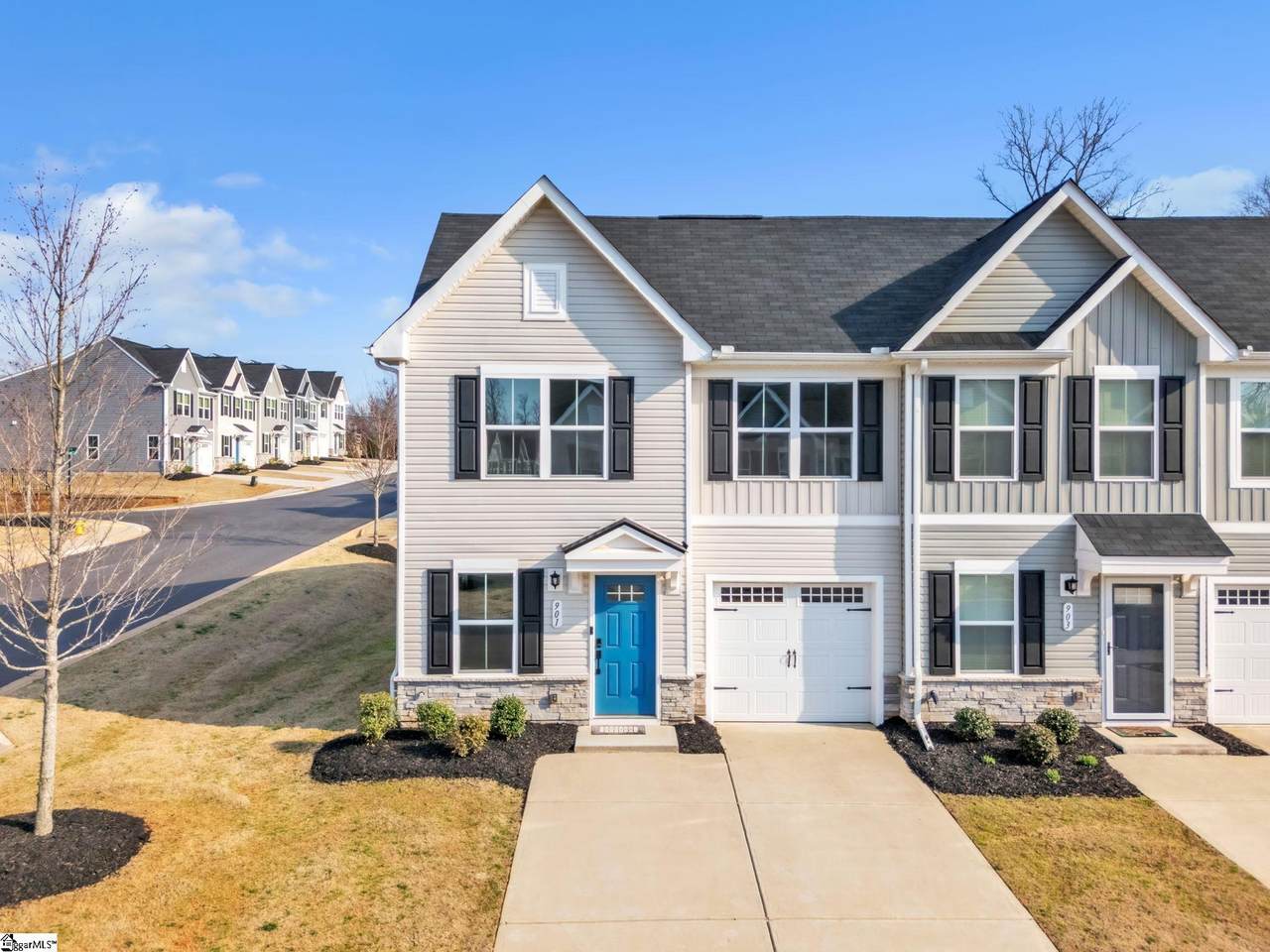 901 Leyburn Lane - Photo 1