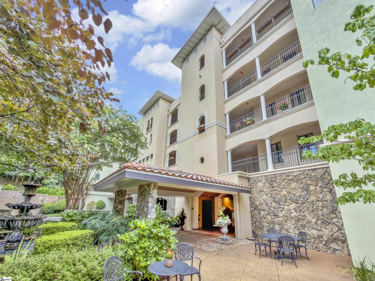 1209 Washington Street - Photo 1